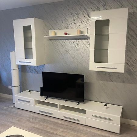 Apartament Incantator In โรมาน ภายนอก รูปภาพ